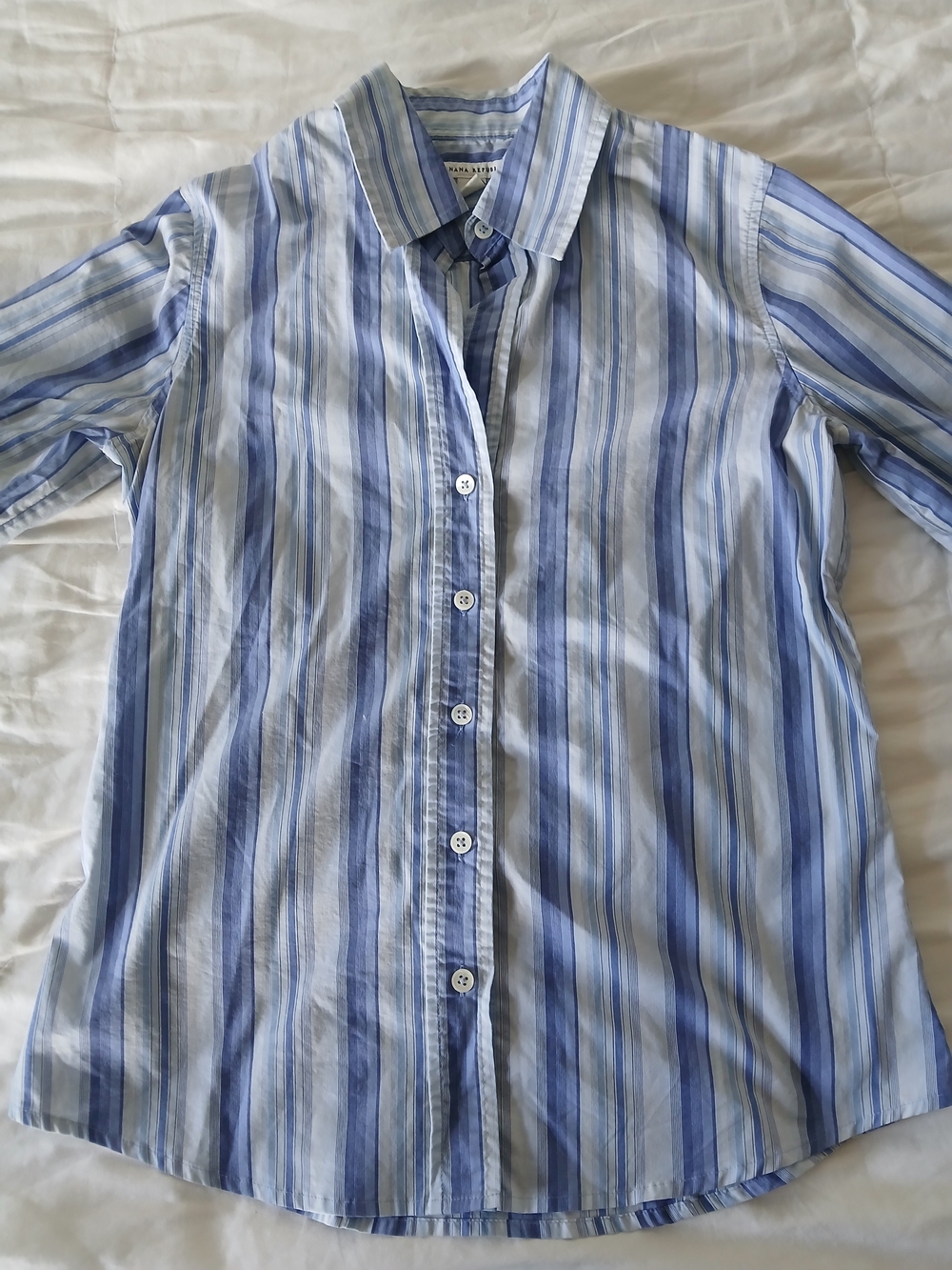 Vintage Banana Republic Women's Blue Pinstripe Boyfriend Shirt
